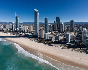 Hi Ho Beach Apartments - Broadbeach - Strand