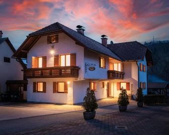 Holiday Lake - Bled - Edificio