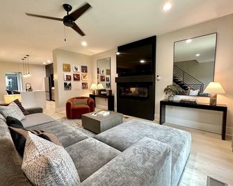 Abode Memphis - Pontotoc - Memphis - Sala de estar