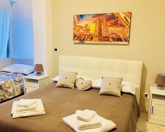 Albachiara Suite Rooms - Bologna - Schlafzimmer