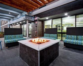 Home2 Suites by Hilton Fort Worth Fossil Creek - Fort Worth - Building