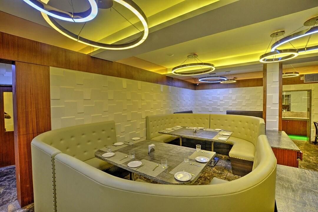 Hare Krishna Hotel - Navsari - Lounge