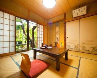 溫泉閣 - 別府市 - 餐廳