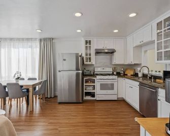 Sunset Haven: Corner House with lots of Light - San Francisco - Cocina
