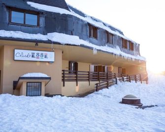 Club Esse Pila 2000 - Pila - Gebouw