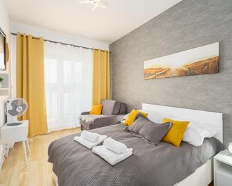 Apartamenty Sunset Resort - Grzybowo - Bedroom