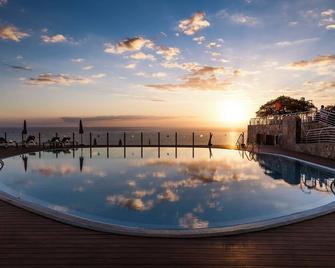 Serenity Amadores - Puerto Rico - Pool