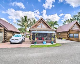 Okeechobee Cabin in Waterfront Community with Dock! - Okeechobee - Building