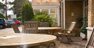 Elstead Hotel - Bournemouth - Patio