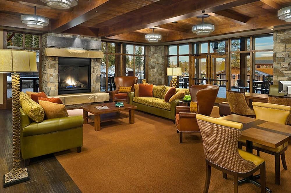 2 Northstar lodge Resort, Ski-In/Out, Heated Pool - Truckee - Salon