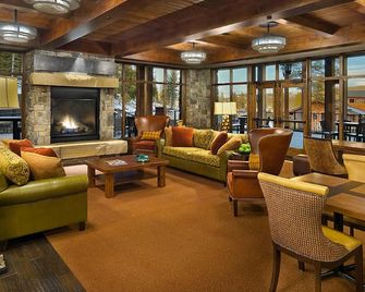 2 Northstar lodge Resort, Ski-In/Out, Heated Pool - Truckee - Σαλόνι