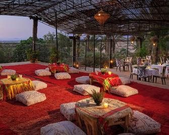 Kasbah Agafay Hotel & Spa - Tameslouht - Patio
