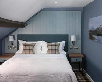 The Bryntirion Inn - Bala - Bedroom