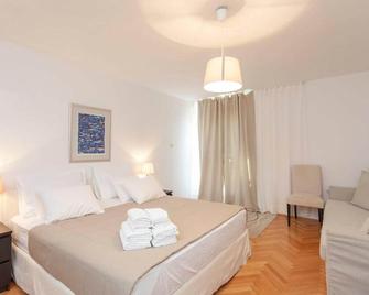 Guesthouse Mate Ledic - Brela - Slaapkamer