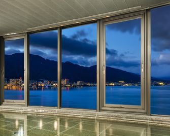 هوتل بياتسا بيواكو - أوتسو - شرفة