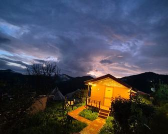 Tvam Retreat Resort - Shimla - Vista del exterior