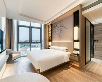 Courtyard by Marriott Hangzhou Xihu - Hangzhou - Bedroom
