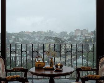 Goldient Boutique Hotel - Dalat - Balcony