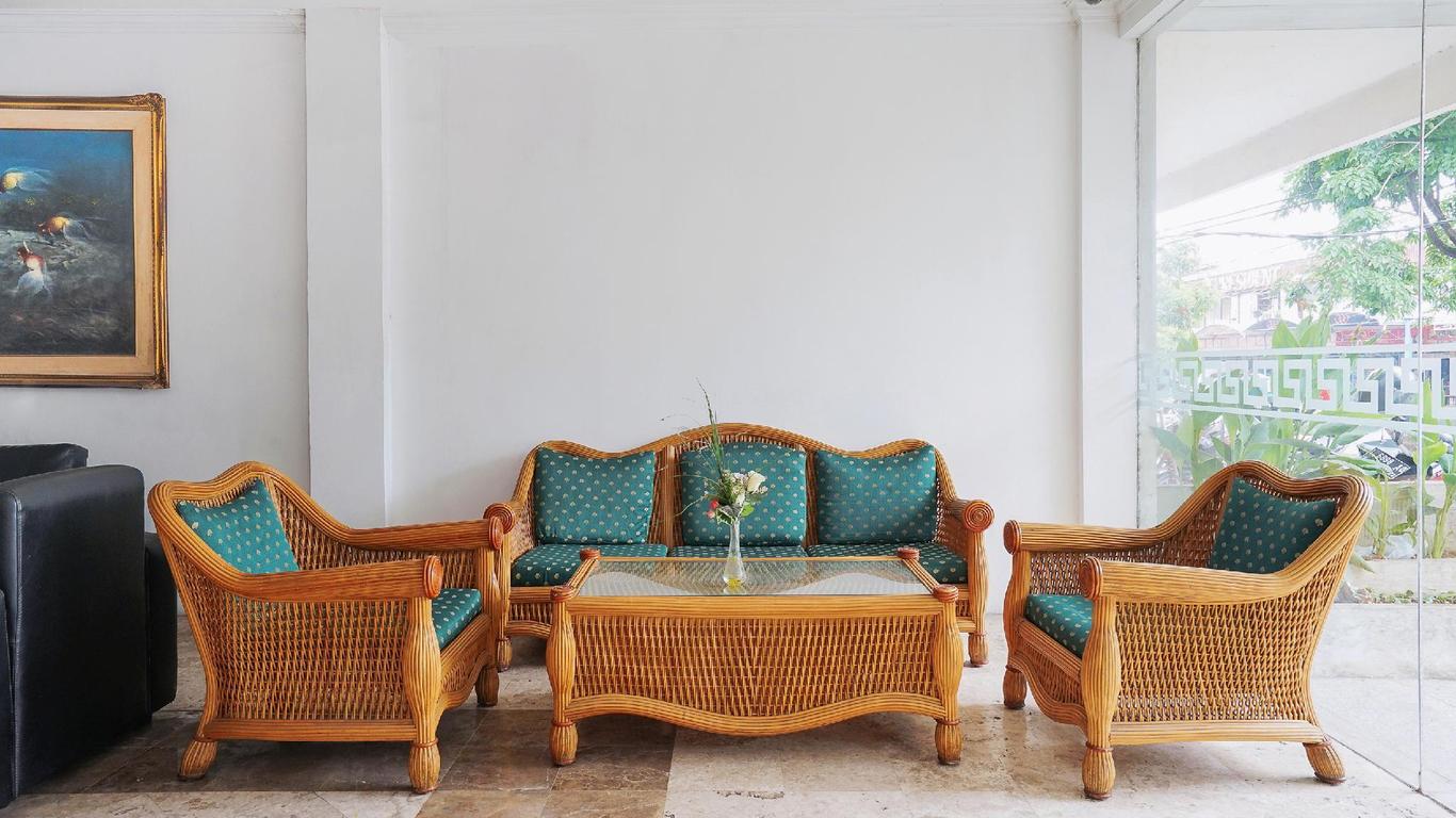 Istana Permata Ngagel