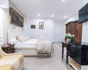 Le Berceau - Napoli - Camera da letto