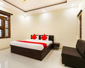 Hotel O Yuvan - Bhopal - Bedroom
