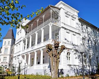 Appartementhaus Sellin - Sellin - Edificio