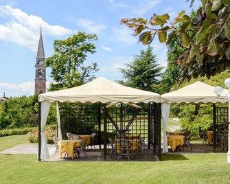 Hotel Bellavista - Montebelluna - Patio