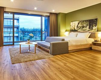 Serenity Hotel and Spa Kabinburi - Ban Muang Kao - Bedroom