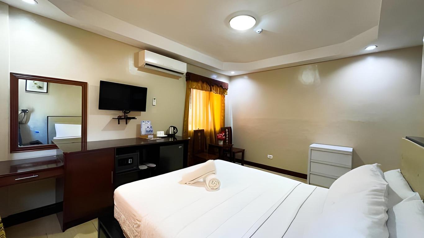 Siayan Travellers Inn