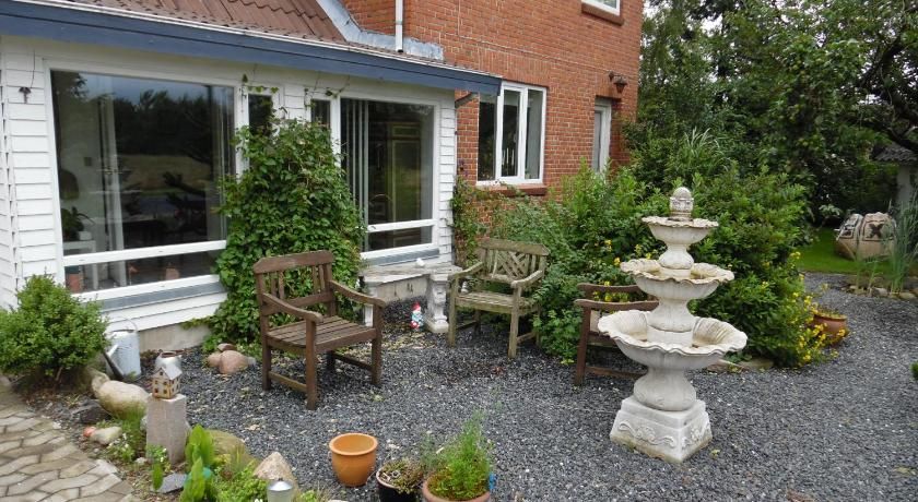 Bel Zoe – Hobro