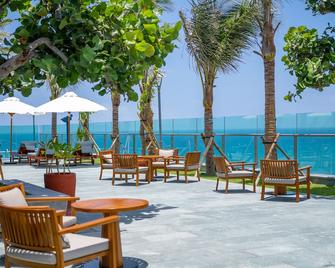 Sala Grand Tuy Hoa Hotel - Tuy Hoa - Patio