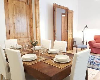 Charming & Central Apartment in Traditional Chalet - Sintra - Sala pranzo