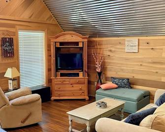 Relaxing Getaway Cabin in Winchester, TN - Winchester - Sala de estar