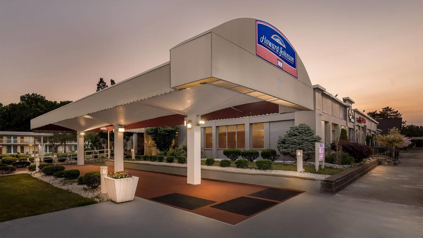 Howard Johnson by Wyndham Albany