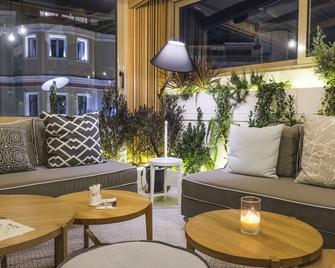 Lotus Center Apartments - אתונה - מסעדה