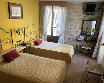 Hotel Guadalope - Alcañiz - Bedroom