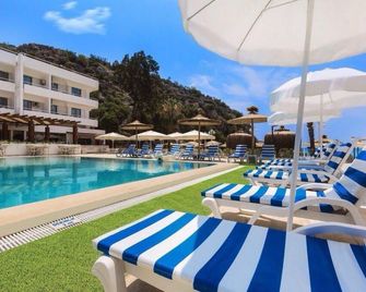 Altinorfoz Hotel - Silifke - Piscina