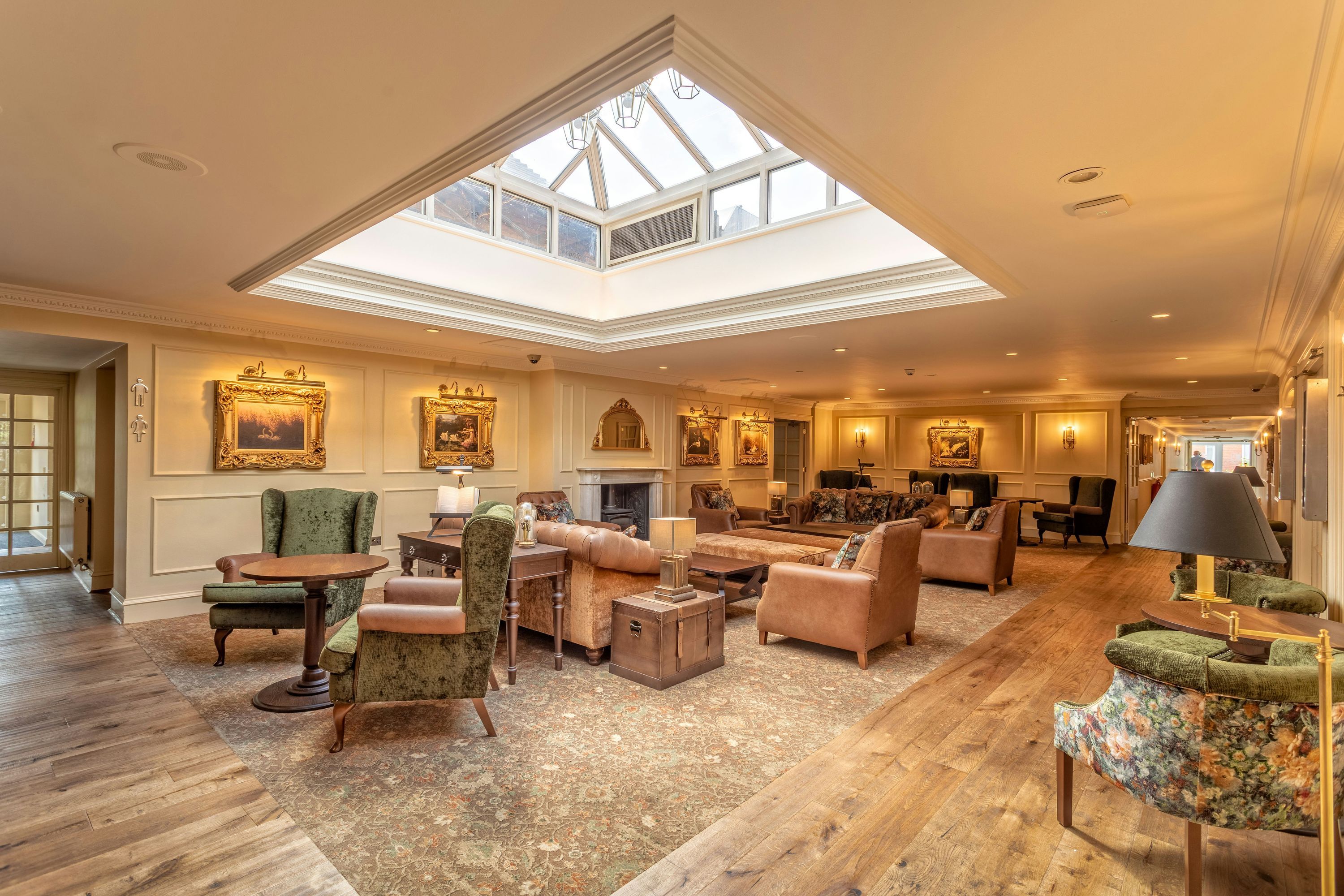 ذا سوانز نيست هوتل - ستراتفورد ابون آفون - ردهة