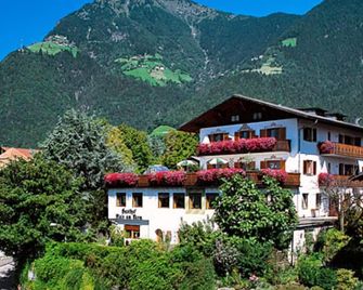 B&B Hotel Mair am Turm - טירולו - בניין