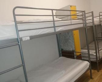 Abai Apartments 1150 Only Www-On-Line-Check-In & Selfservice - Wien - Schlafzimmer