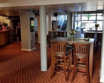 The Portcullis - Bristol - Baari