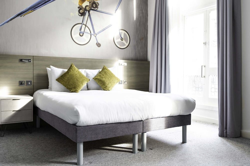 Heeton Concept Hotel - Kensington London