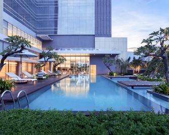 Mercure Jakarta Pantai Indah Kapuk - Jakarta - Pool
