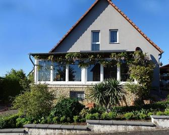 Holiday apartment near the Moselle with terrace - Palzem - Edificio