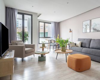 limehome Barcelona Rector Triadó - Barcelona - Living room