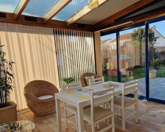 Comfortable and relaxing house, large veranda and enclosed garden in Wissant - Wissant - Patio