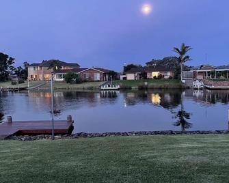 Duck Inn - Sussex Inlet