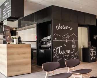 ibis budget Lugano Paradiso - Lugano - Rezeption