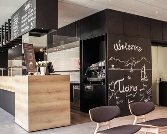 ibis budget Lugano Paradiso - לוג'אנו - דלפק קבלה