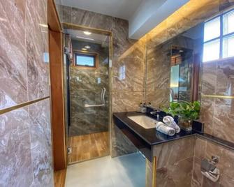 Lanna Tree Boutique Hotel - Chiang Mai - Bathroom